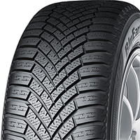 Yokohama V906 gumiabroncs képe